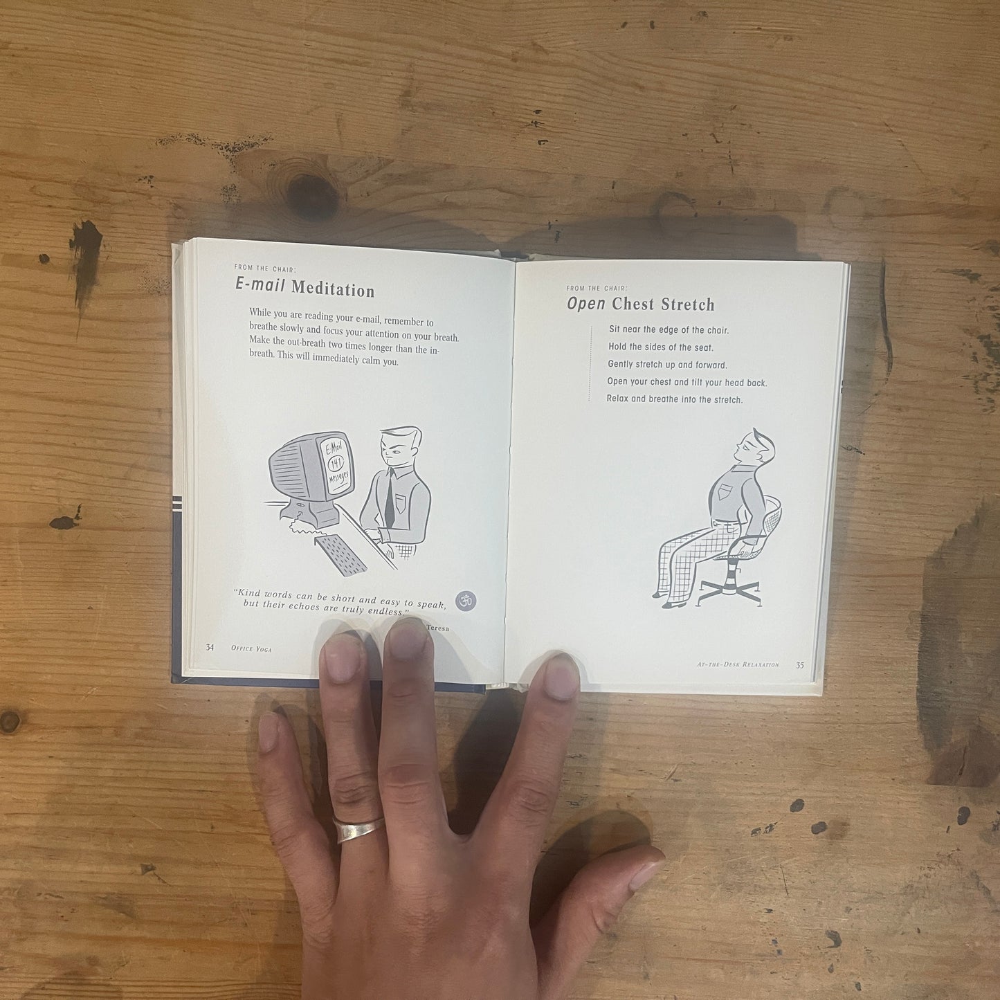 OFFICE YOGA simple stretches for Busy people / オフィスヨガ 忙しい人のためのシンプルなストレッチ
