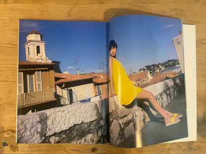 広末涼子 写真集「R」PHOTO BY KIYOTAKA SAITO 1996年初版 1997年第5刷 Ryoko Hirosue Photo Book “R” – Photo by Kiyotaka Saito, First Edition 1996 / 5th Printing 1997