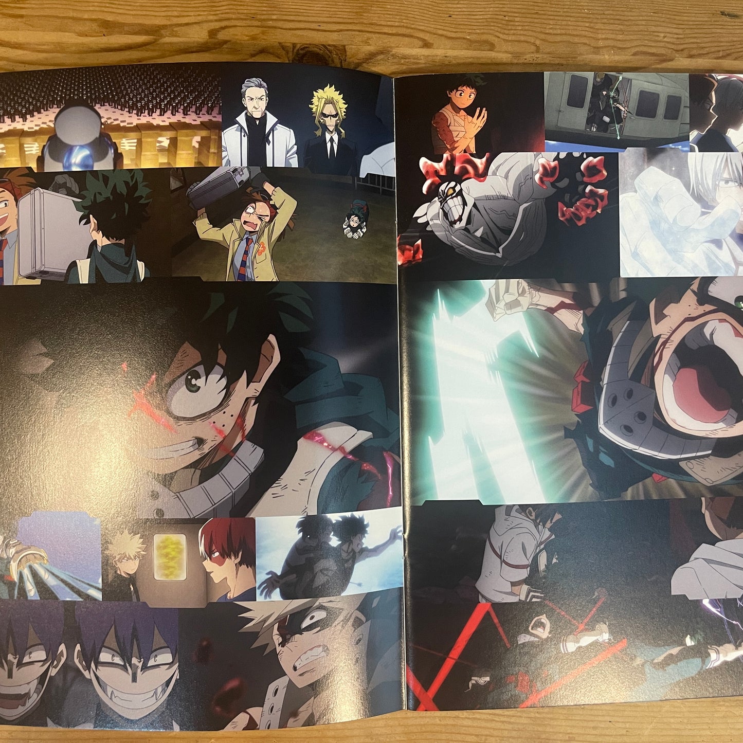 僕のヒーローアカデミア THE MOVIE WORLD HEROES' MISSION 公式パンフレット / My Hero Academia THE MOVIE WORLD HEROES' MISSION Official Pamphlet