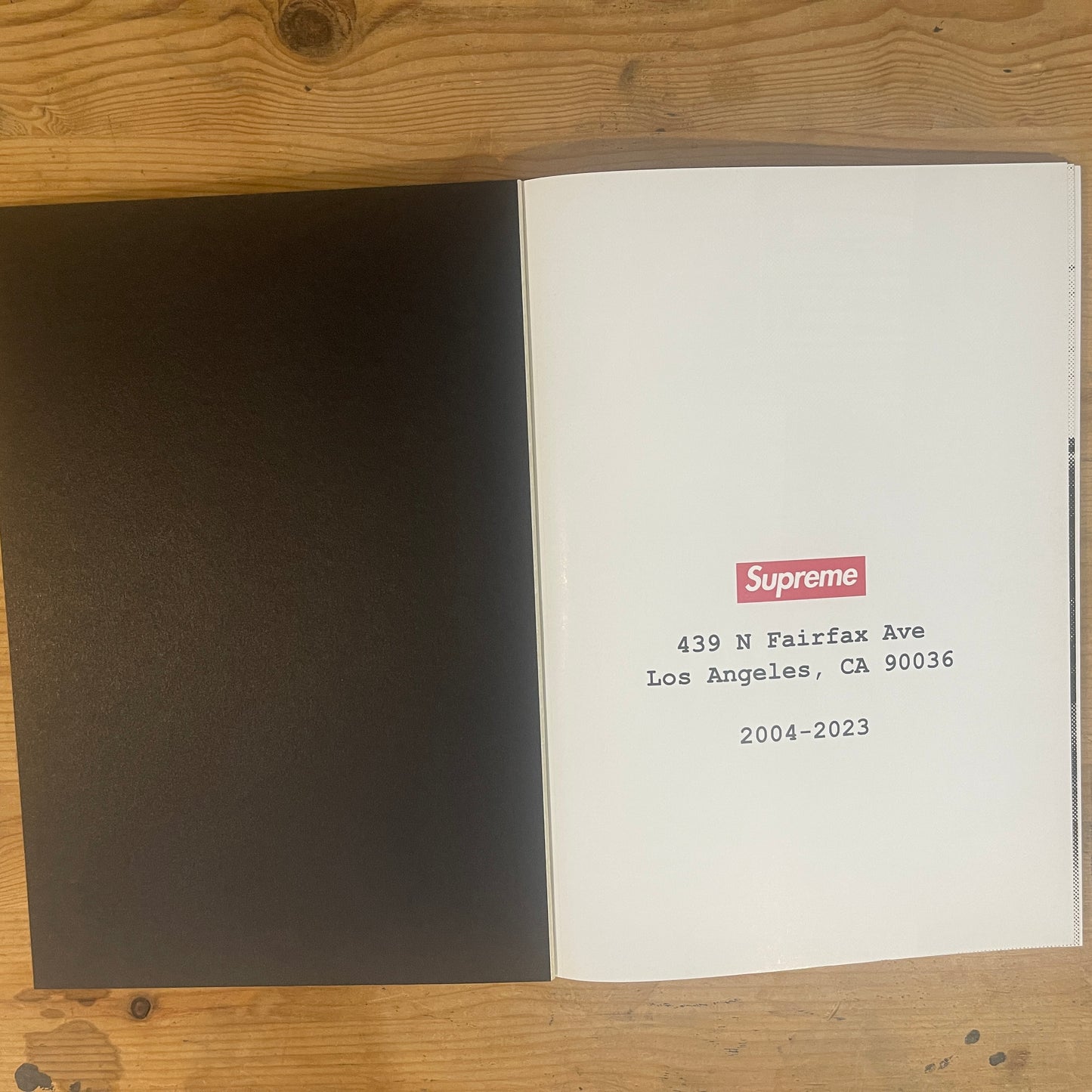 Supreme 439 N Fairfax Ave Los Angeles ART BOOK 2004-2023 / Supreme 439 N Fairfax Ave Los Angeles Art Book 2004-2023