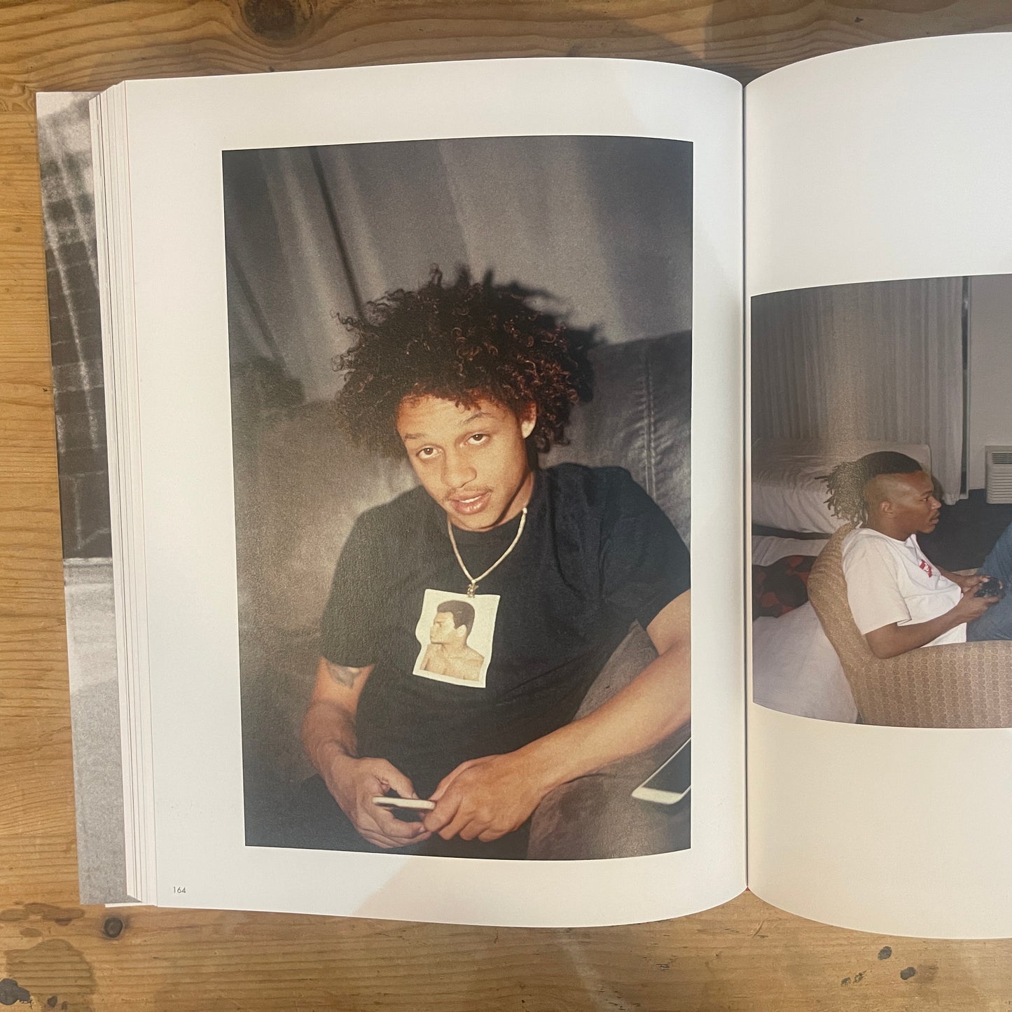 Supreme Vol.2 Phaidon Hardcover Book / Supreme Vol.2 ファイドン ハードカバー ブック