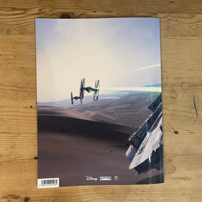 映画 スター・ウォーズ／フォースの覚醒 パンフレット / Star Wars: The Force Awakens Official Movie Pamphlet